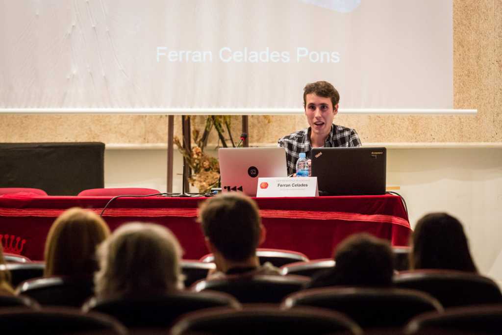 Conferència "Ciberseguretat, una necesitat del món actual, perills i solucions" a càrrec de Ferran Celades.